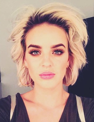 Anne-Marie Performs ‘Boy’ Live on&nbsp;SBTV